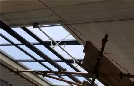 无证电焊开云体育 开云官网是要被拘留的这些事你知道吗?(文末附焊工证查询)(图2) 无证电焊开云体育 开云官网是要被拘留的这些事你知道吗?(文末附焊工证查询)(图2)