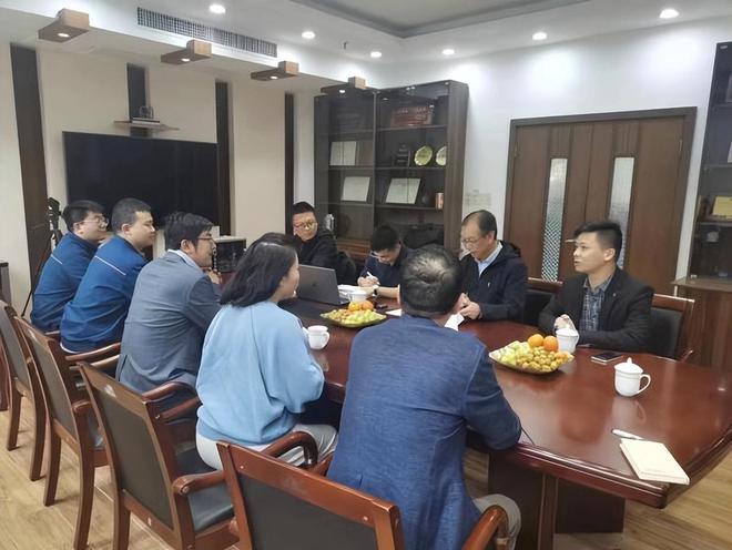 国家石墨烯创新中心石墨烯联盟CGIA秘书长胡振鹏一行调研诸暨产业开云 开云体育平台